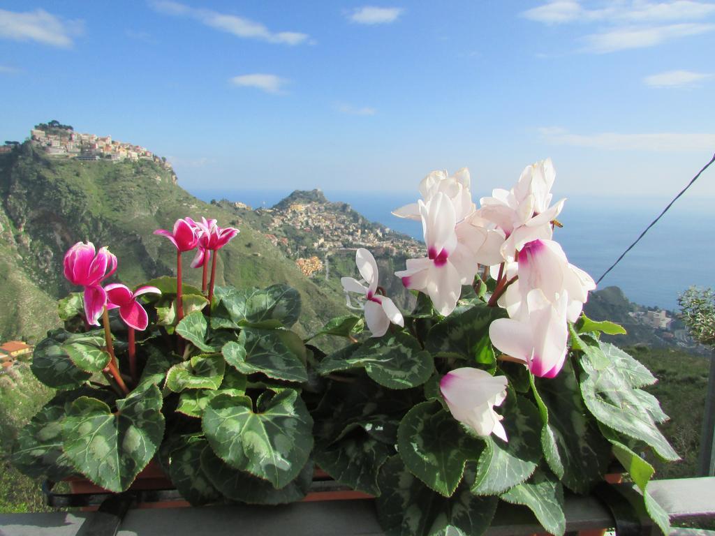 Gasthaus Casale Di Caterina Taormina Exterior foto
